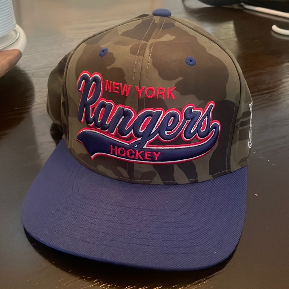 New York rangers camo snap back
